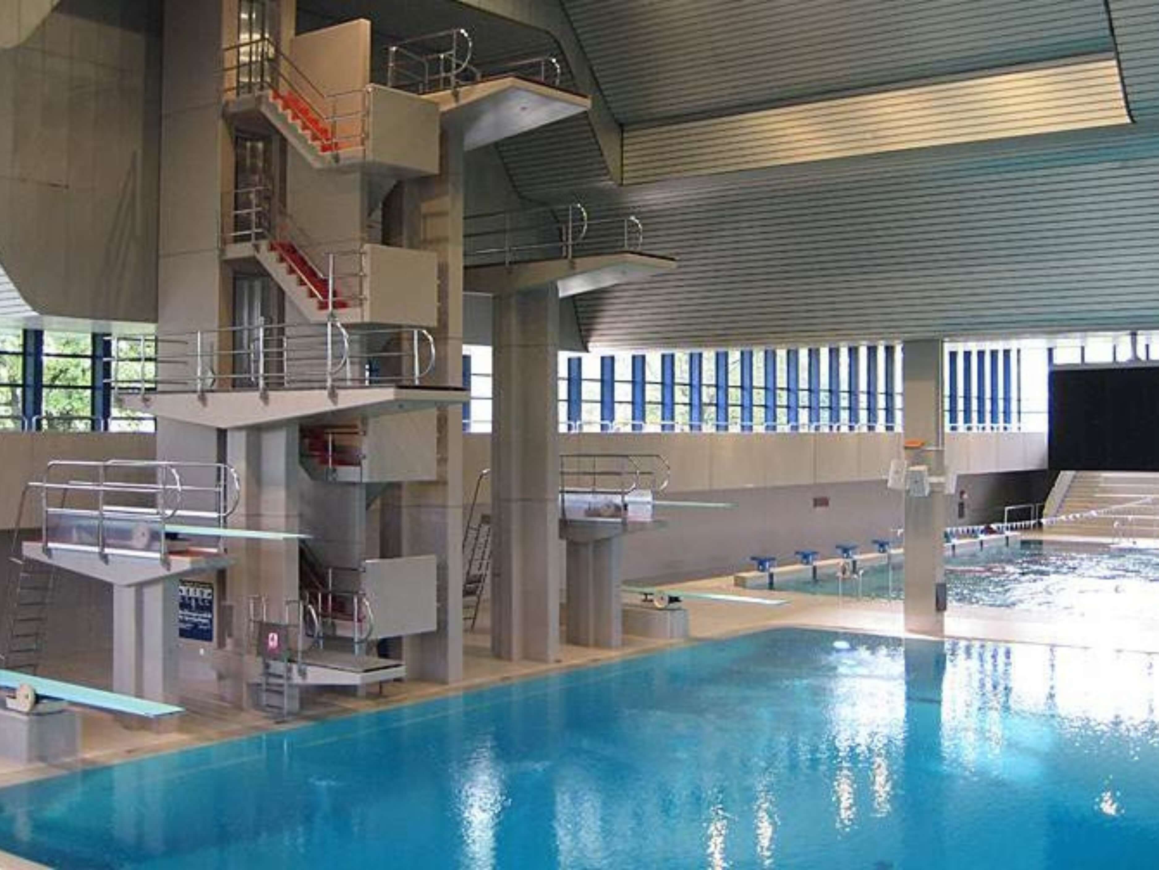 Hallenbad und Kunsteisbahn, Zürich-Oerlikon
